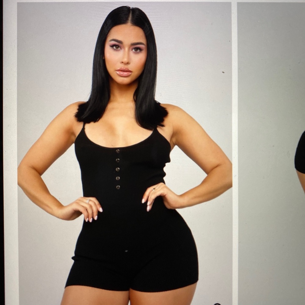 Black robbed romper